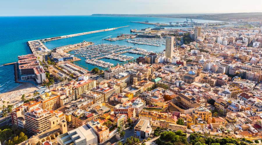 Why buy a house in the Costa Blanca in 2022?