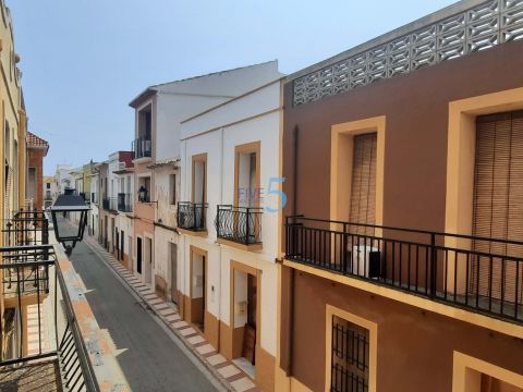 Herenhuis in Gata de Gorgos, Alicante, Spanje