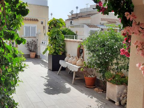Detached house For rent short term in Orihuela Costa