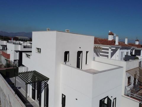 Villa For sale in Daya Nueva