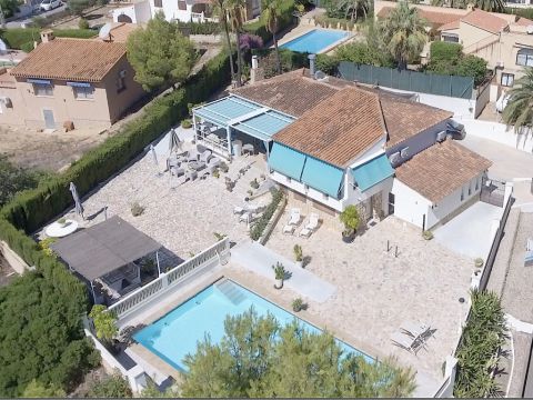 Villa in La Nucia, Alicante, Spain