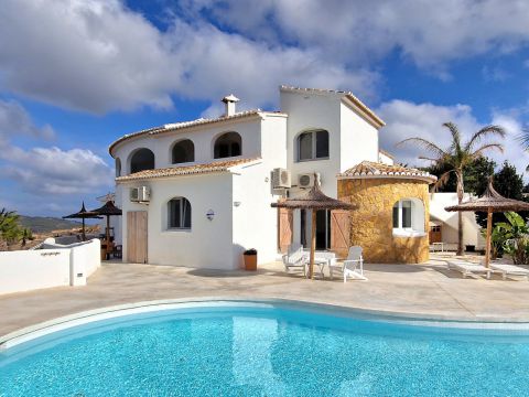 Country House | Finca For sale in Benitachell