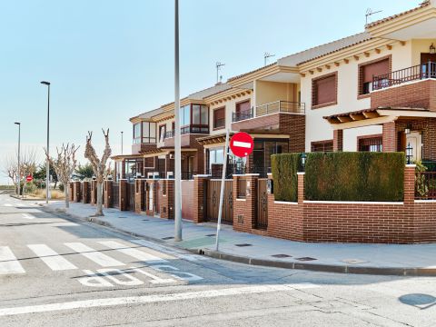 Herenhuis in Pilar de la Horadada, Alicante, Spanje