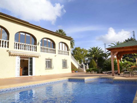 Villa For sale in Jalón
