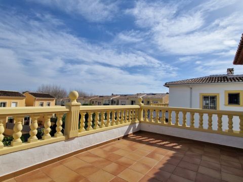 Villa For sale in Sagra