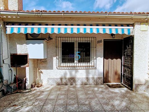 Detached house in Guardamar del Segura, Alicante, Spain
