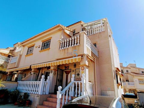 Detached house For sale in Orihuela