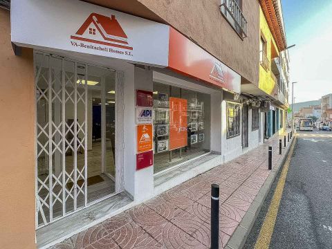 Commercial For sale in Benitachell