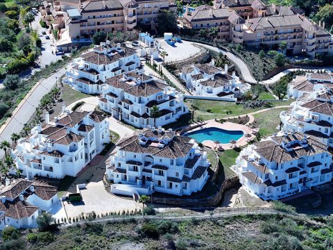 Apartment For sale in Nueva Andalucia