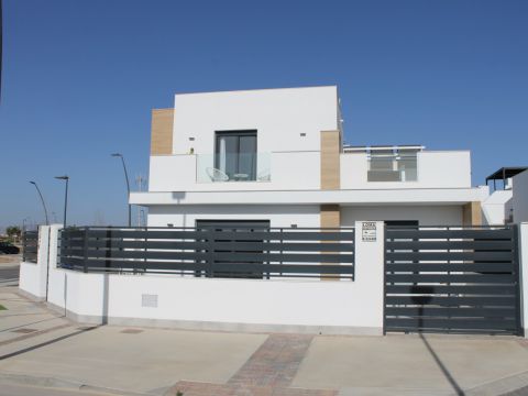 Detached house in Roldán, , 